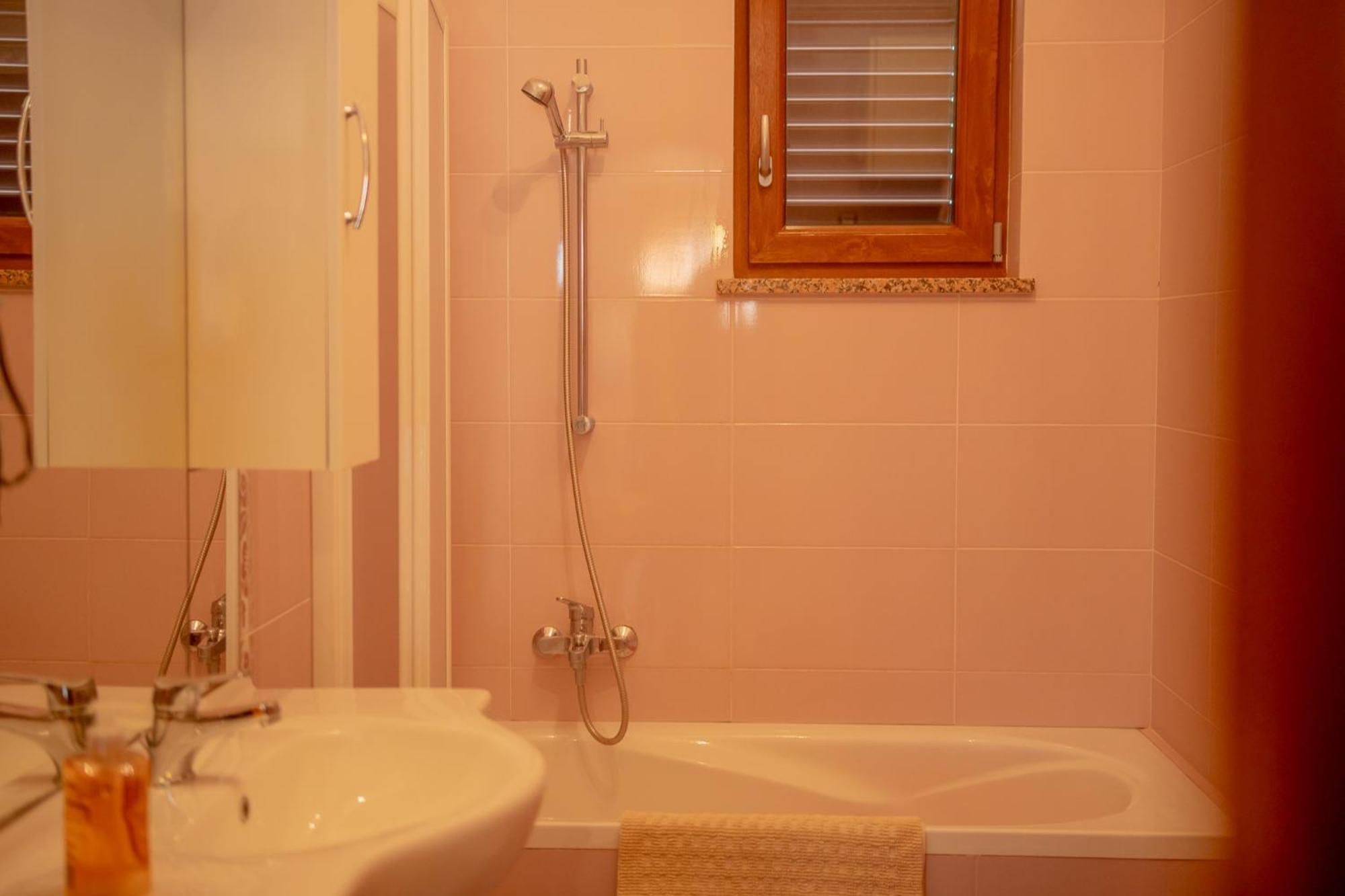 Apartments Angelica 1 Novigrad  Екстер'єр фото